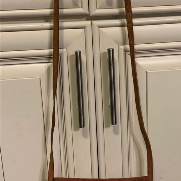 Women's Leather and wicker Crossbody Satchel Handbag - Picture 4 of 5